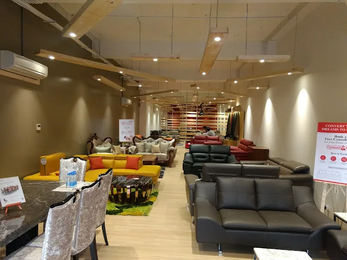 Huge interior gallery